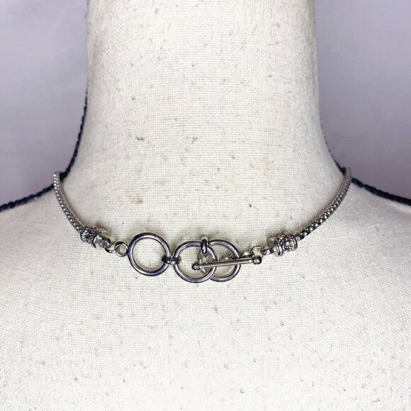 Silver Necklace Blue Crystal Round Decorative Pendant 18” Adjusts - Picture 4 of 4